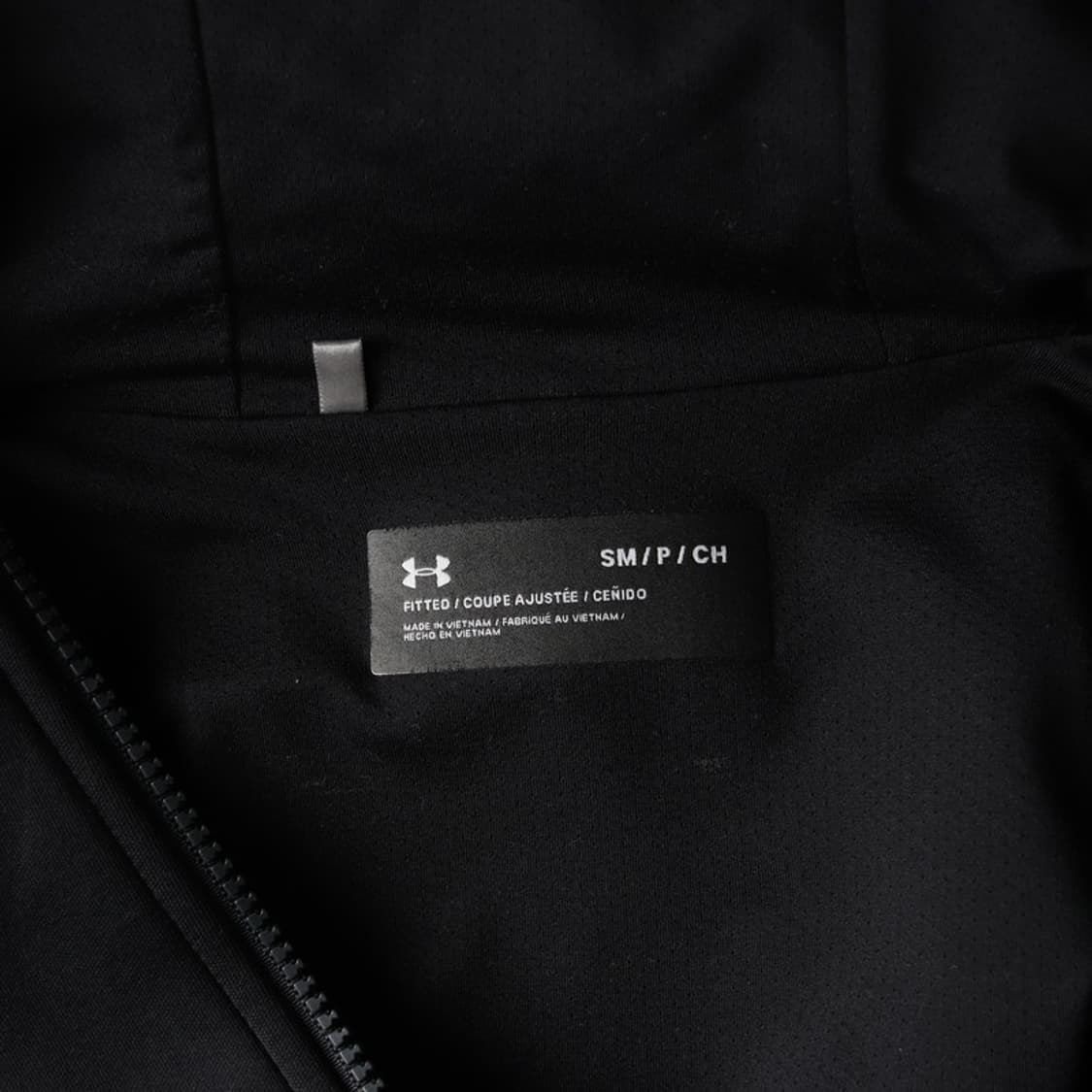 언더아머 블랙 기능성 스포츠 자켓 상품이미지6