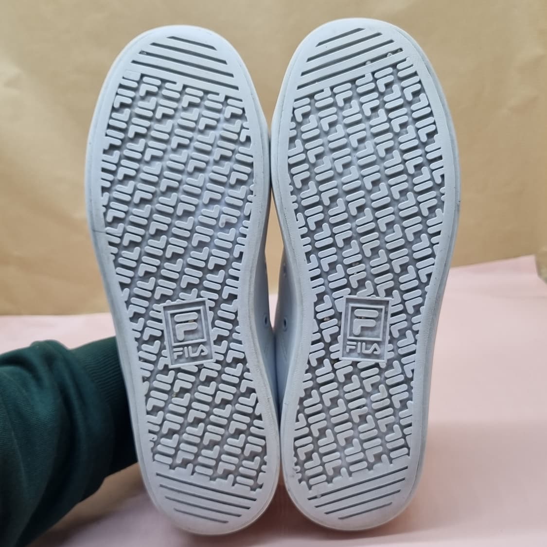 휠라 코트 디럭스 벨크로 여성스니커즈240  상품이미지3