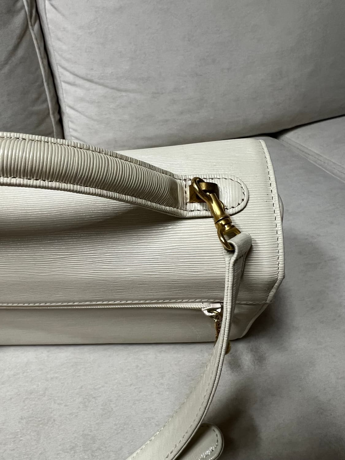 하나에모리 아이보리 소가죽 핸들 숄더 크로스백 상품이미지7