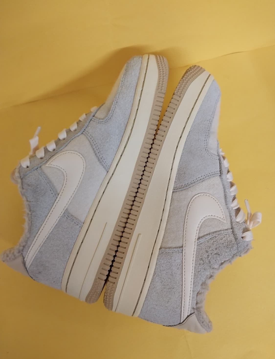 여성 나이키 에어포스 LV8 포톤 더스트 캐시미어 플리스 운동화 (240 상품이미지7