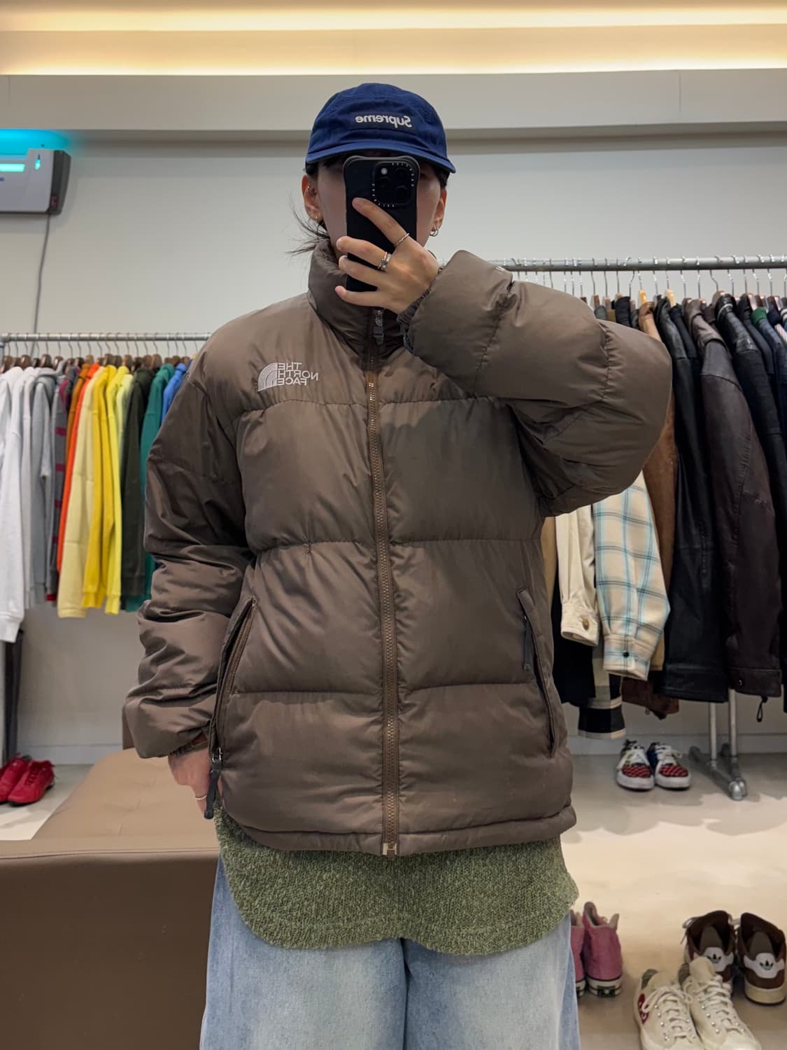 노스페이스 켄달 제너 브라운 700 눕시 상품이미지5