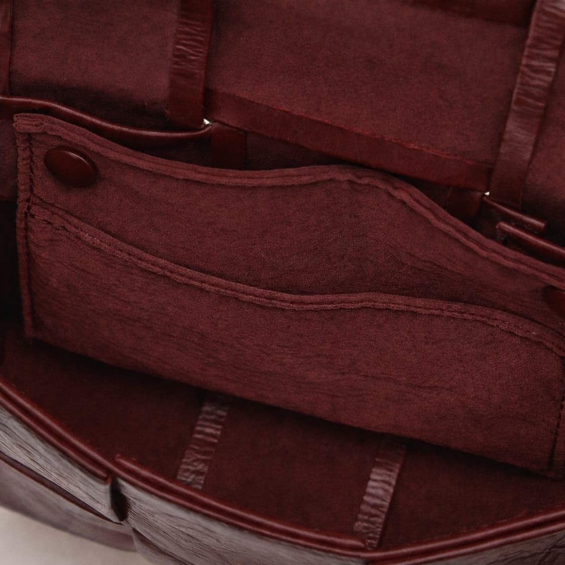 [S급] 보테가 베네타 캔디 카세트백 판매합니다!!! 상품이미지3