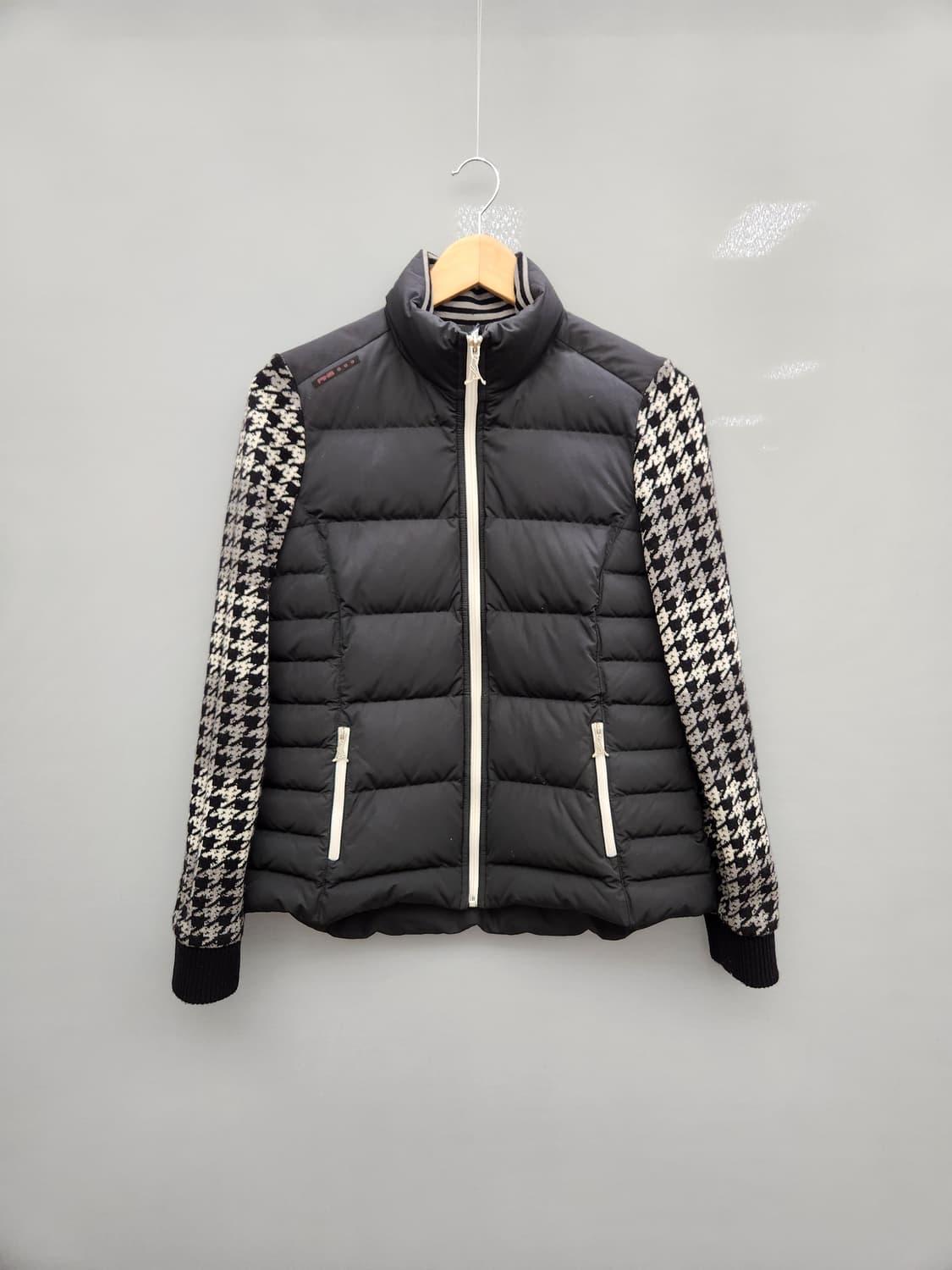 PING 여성 블랙 퀼팅 경량패딩+ 하운즈투스 소매 상품이미지1