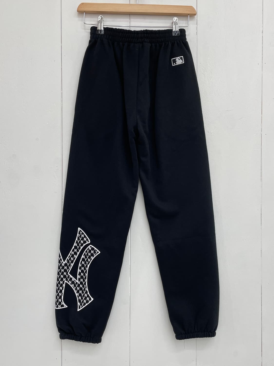 MLB 엠엘비 뉴욕양키스 빅로고 조거 스웻 팬츠 블랙 상품이미지7