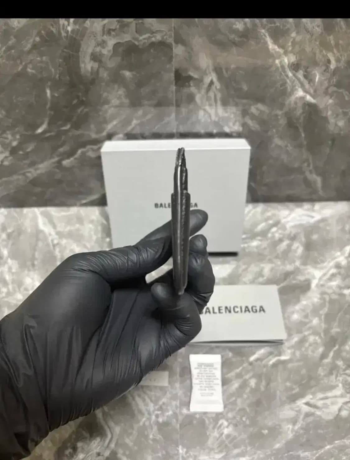 발렌시아가 그레이니 캐시 카드지갑 상품이미지4