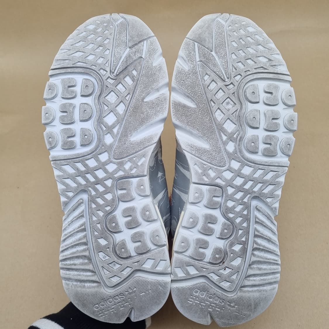 아디다스 나이트 조거 남성 운동화 270 상품이미지5