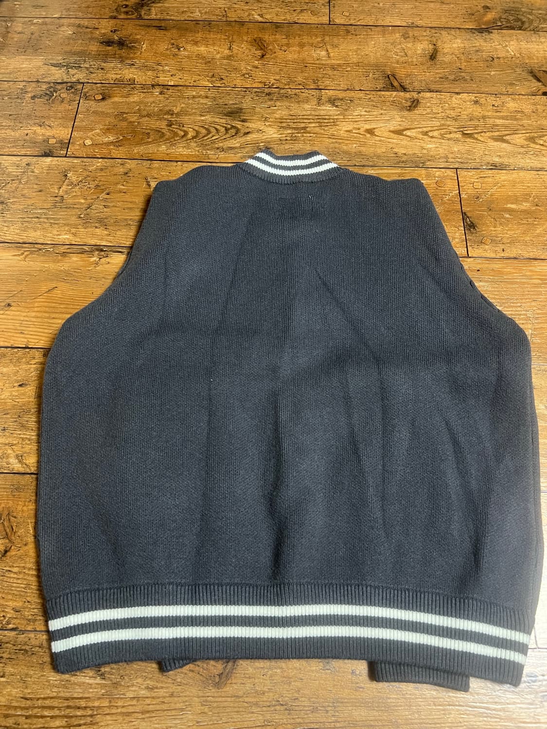 머드솔트 모달 바시티 니트 가디건 차콜 3 상품이미지2