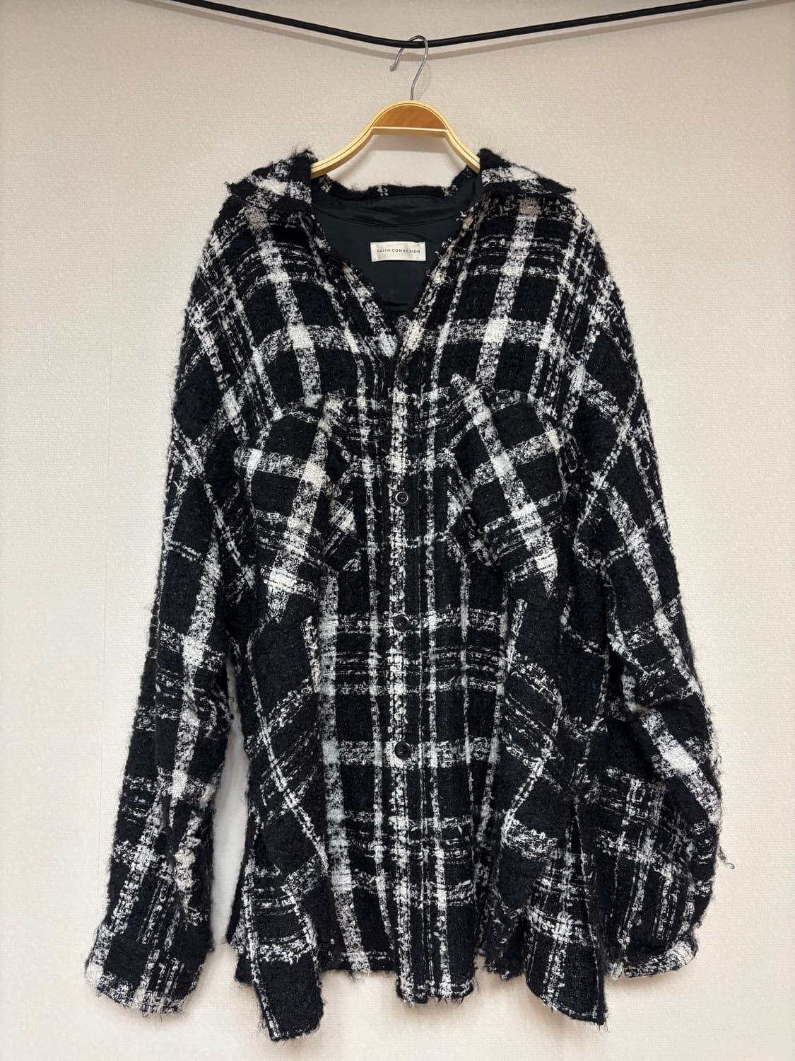 페이스커넥션 트위드 셔츠 검흰 L사이즈 판매 상품이미지1