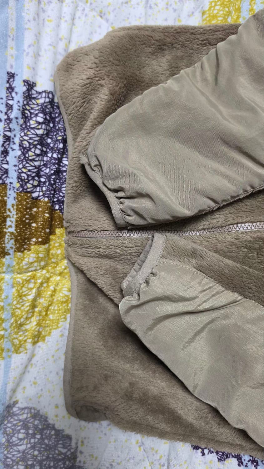 미군 오리지널 폴라텍 후리스 미디움-레귤러 사이즈 판매 상품이미지3