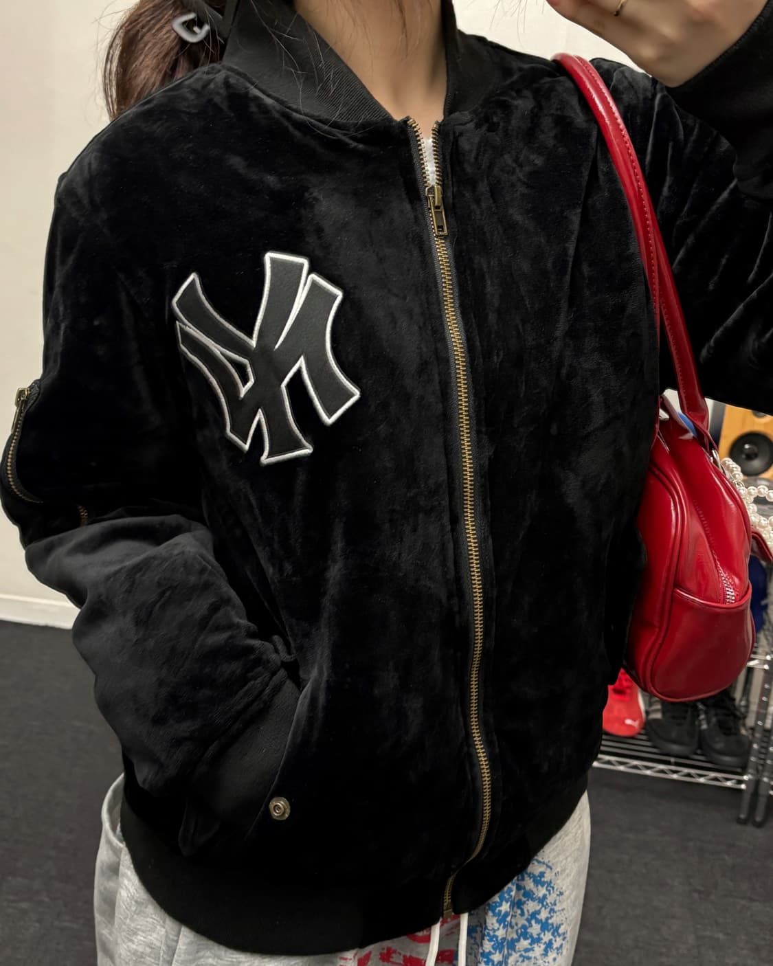 마제스틱 뉴욕 양키즈 벨벳 봄버 자켓 상품이미지1