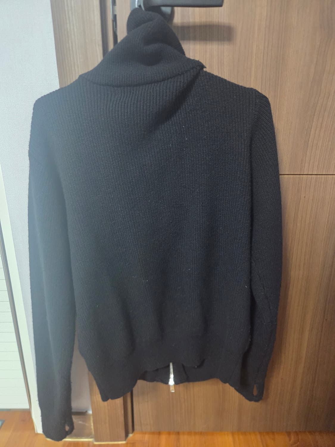 노이어 하이넥 집업 니트 자켓 블랙 48사이즈 상품이미지2