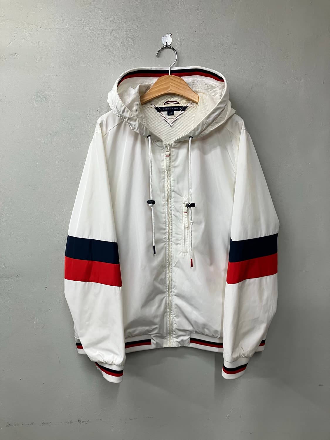 타미힐피거 올드스쿨 빅로고 바람막이 상품이미지6