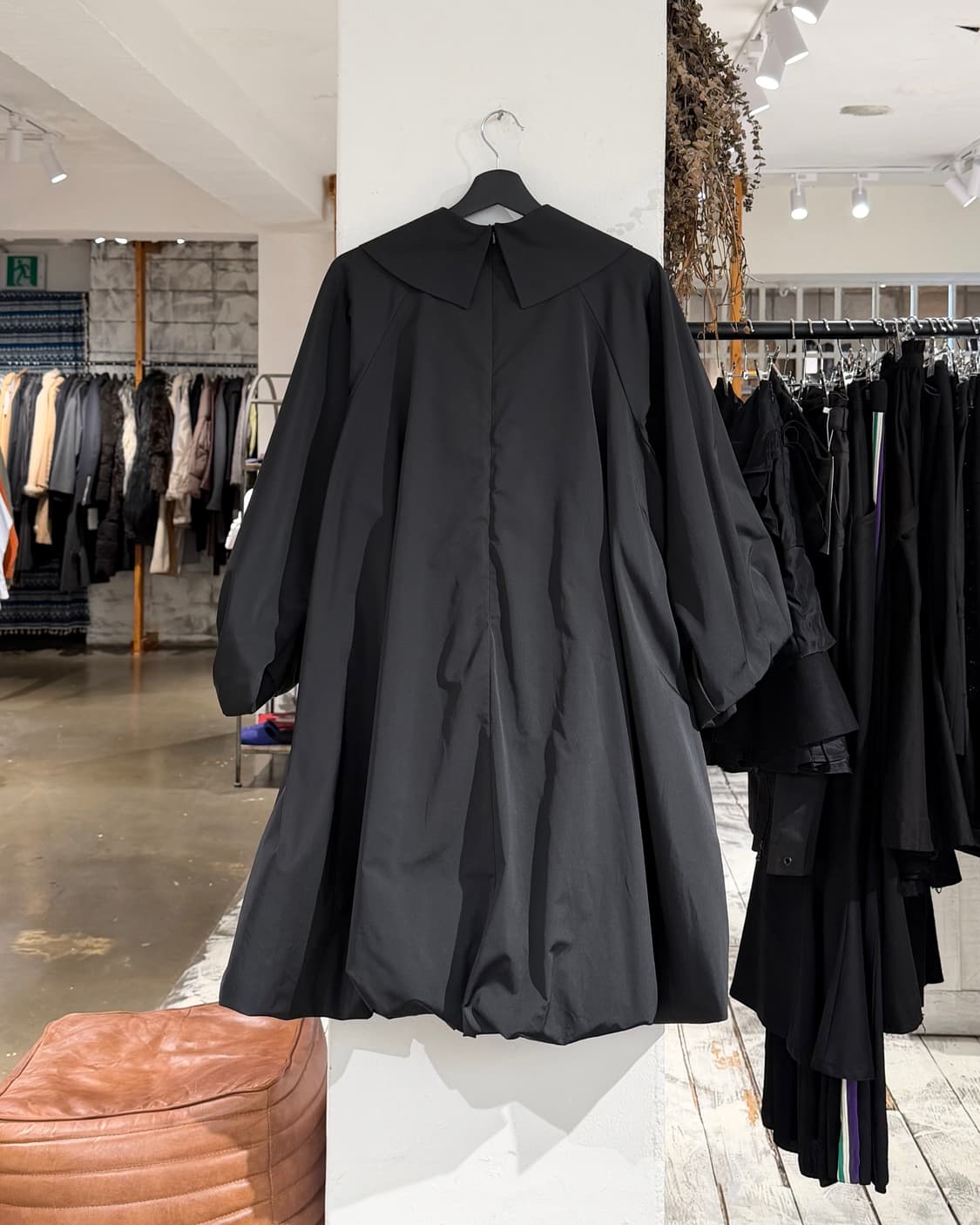 시몬 로샤 블랙 피터팬 카라 타페타 벌룬 드레스 상품이미지7