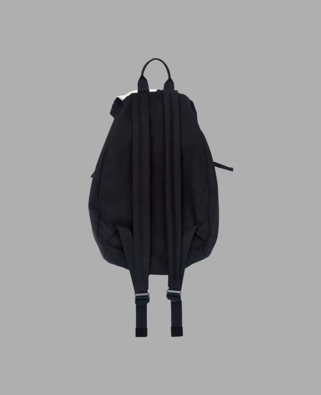 더뮤지엄비지터 백팩 PATCHWORK STRING MINI BACKPAC 상품이미지2