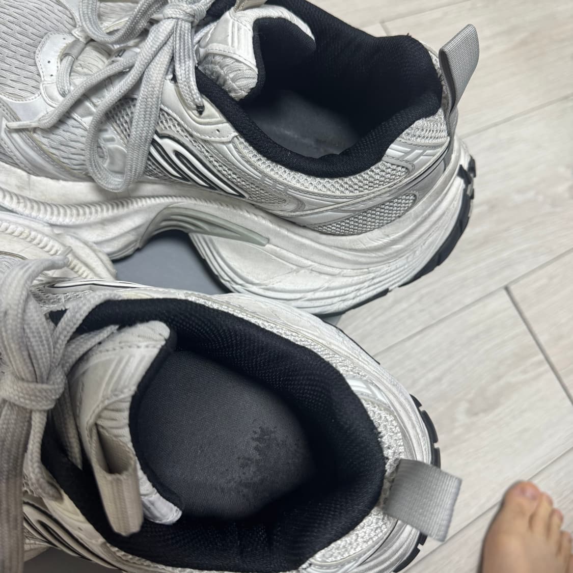 [43]발렌시아가 10XL 화이트 그레이 상품이미지9