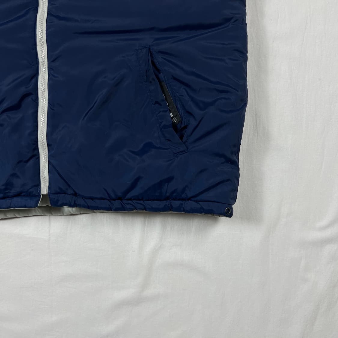 90‘s 헬리한센 hh 빅로고 리버시블 다운 패딩 조끼 상품이미지4