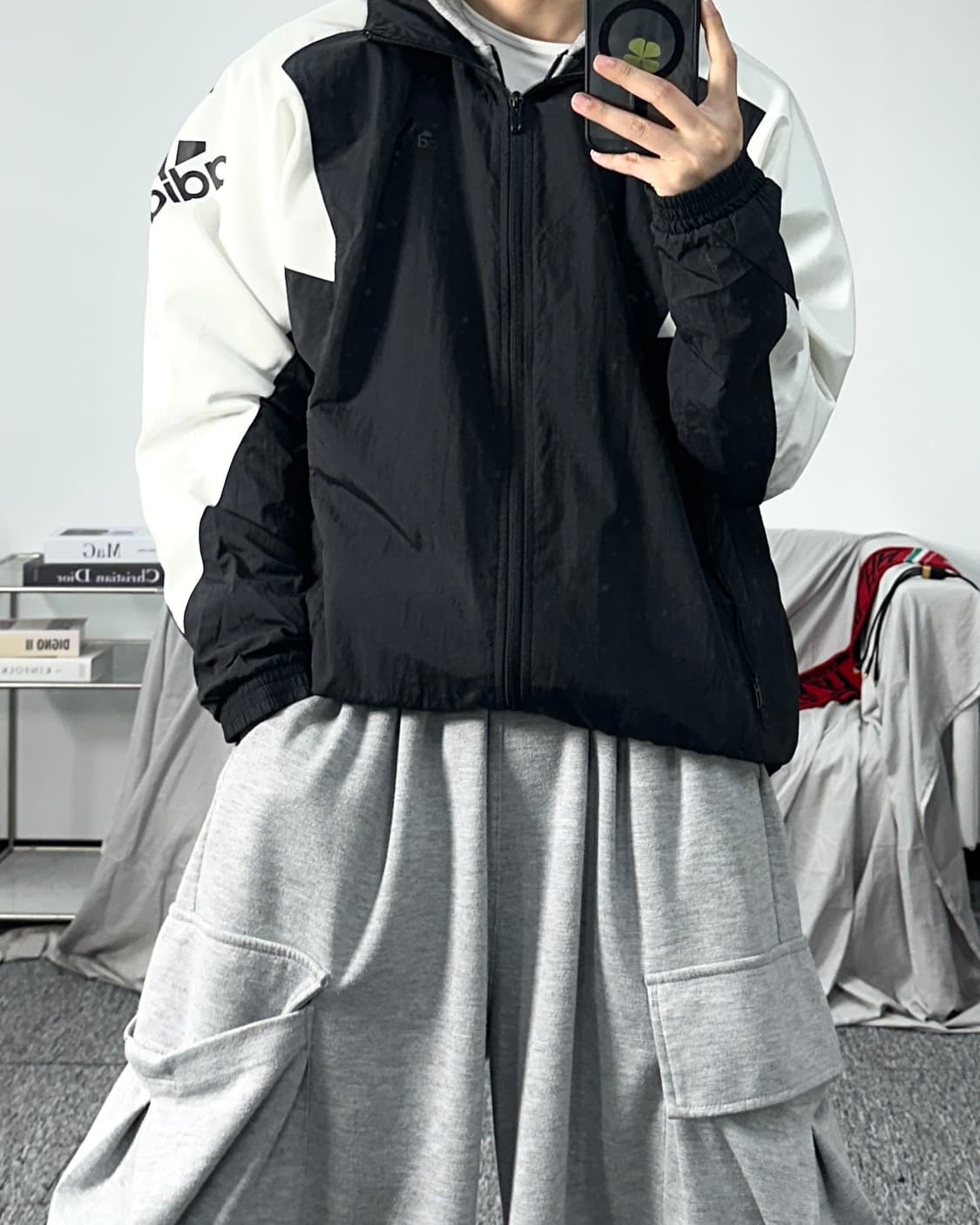 아디다스 블랙 화이트 우븐 트랙탑 바람막이 M 상품이미지3