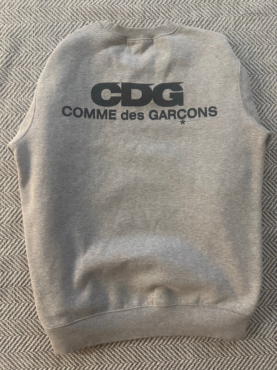 CGD Comme des Garcons 맨투맨 기모 L 상품이미지1