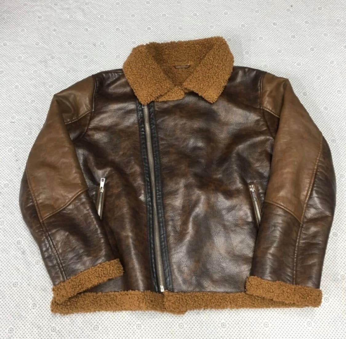 자라 비건 레더 무스탕 자켓AA06 상품이미지1