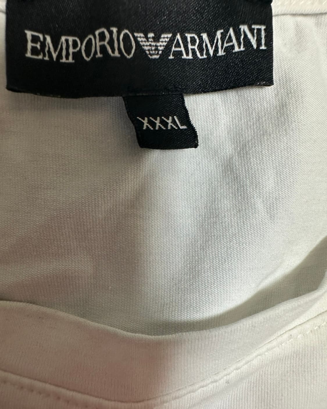 엠포리오 아르마니 화이트 반팔 티셔츠 상품이미지4
