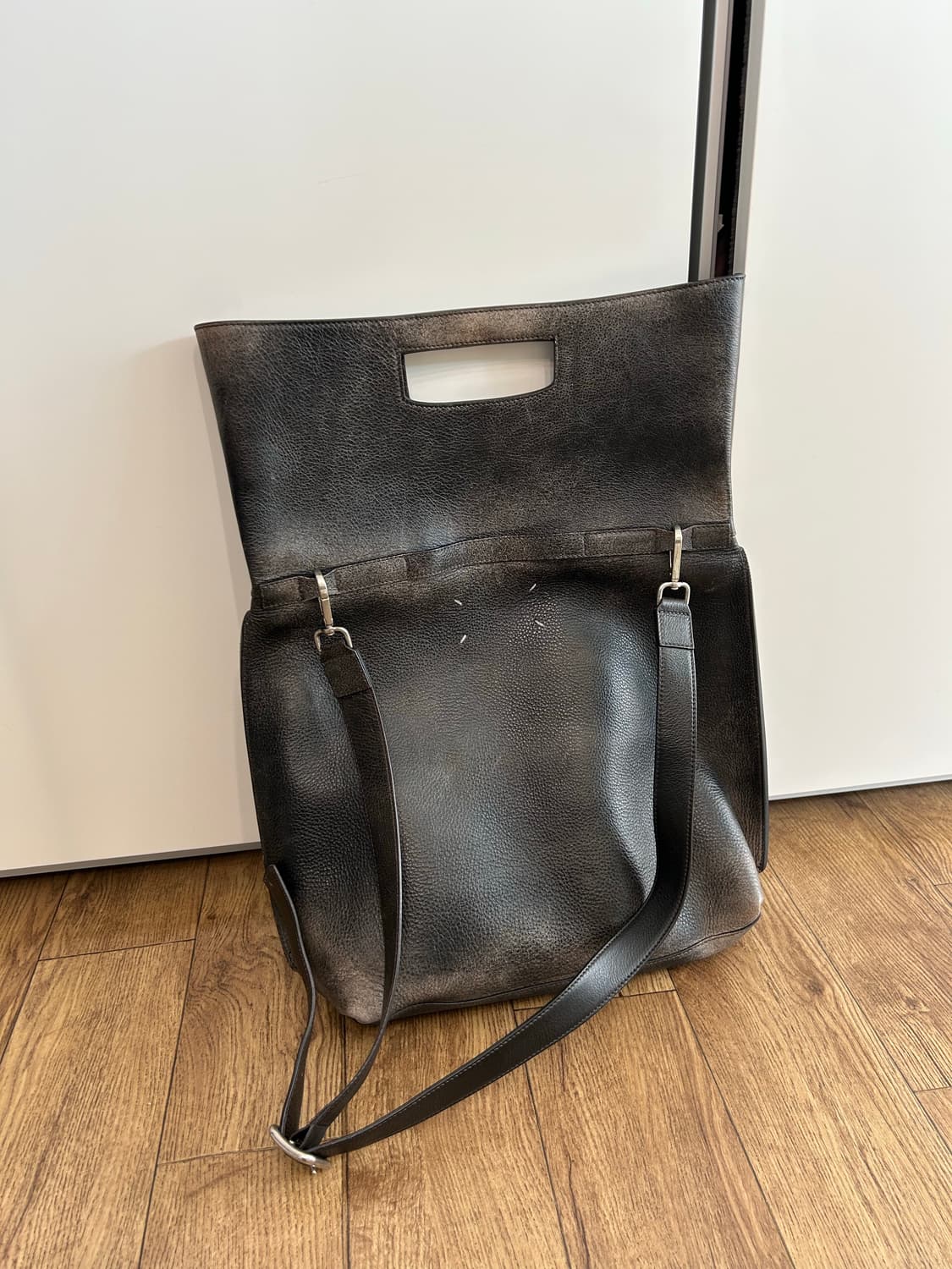 마르지엘라 더티워싱 메신저백 상품이미지1