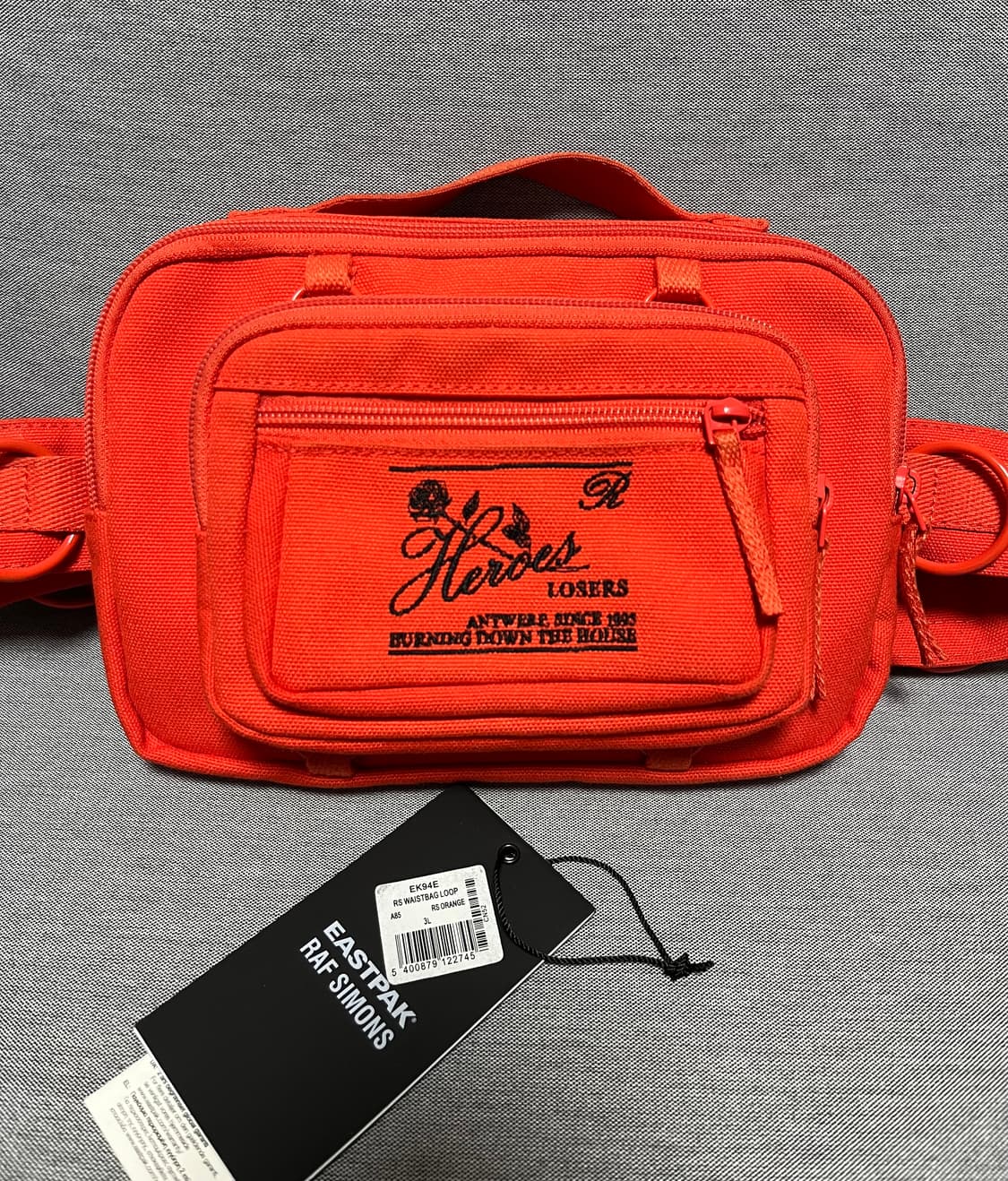 라프시몬스x이스트팩 루프링 웨이스트백 오렌지컬러 상품이미지6