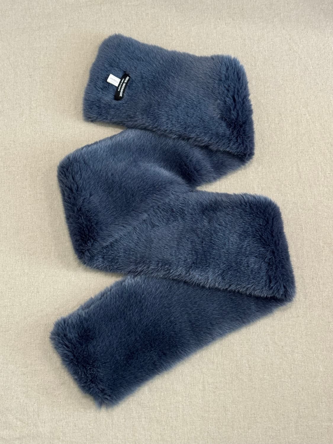 준야와타나베 블루 퍼 머플러 상품이미지1