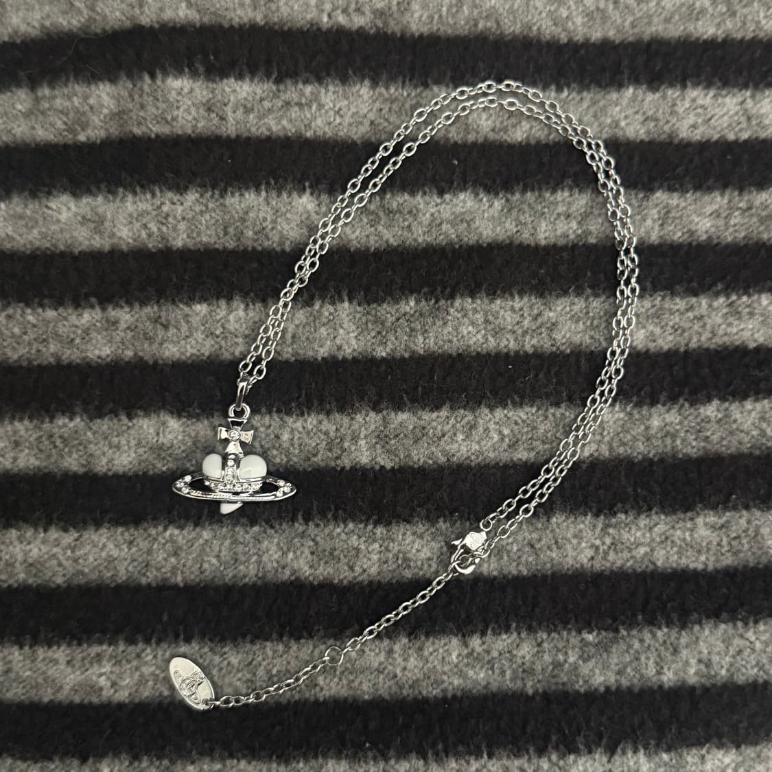 비비안웨스트우드 디아망떼 화이트 하트 목걸이 상품이미지1