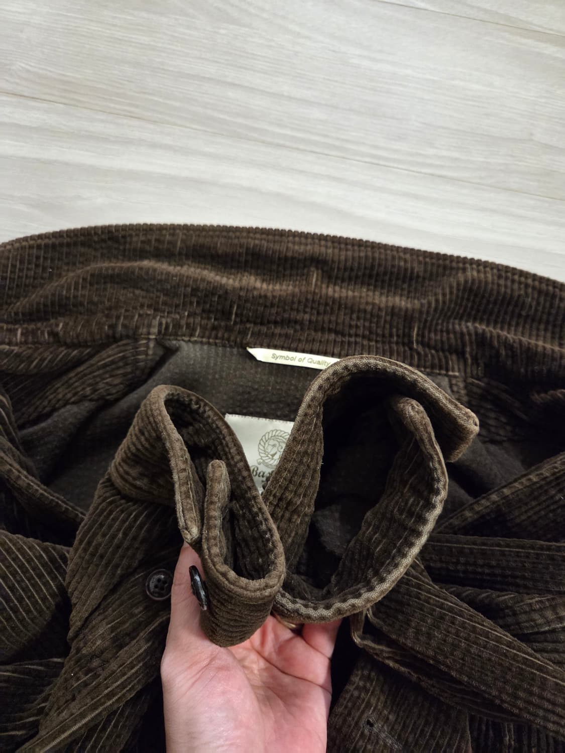 바스통 137cr 다크브라운 L 상품이미지3