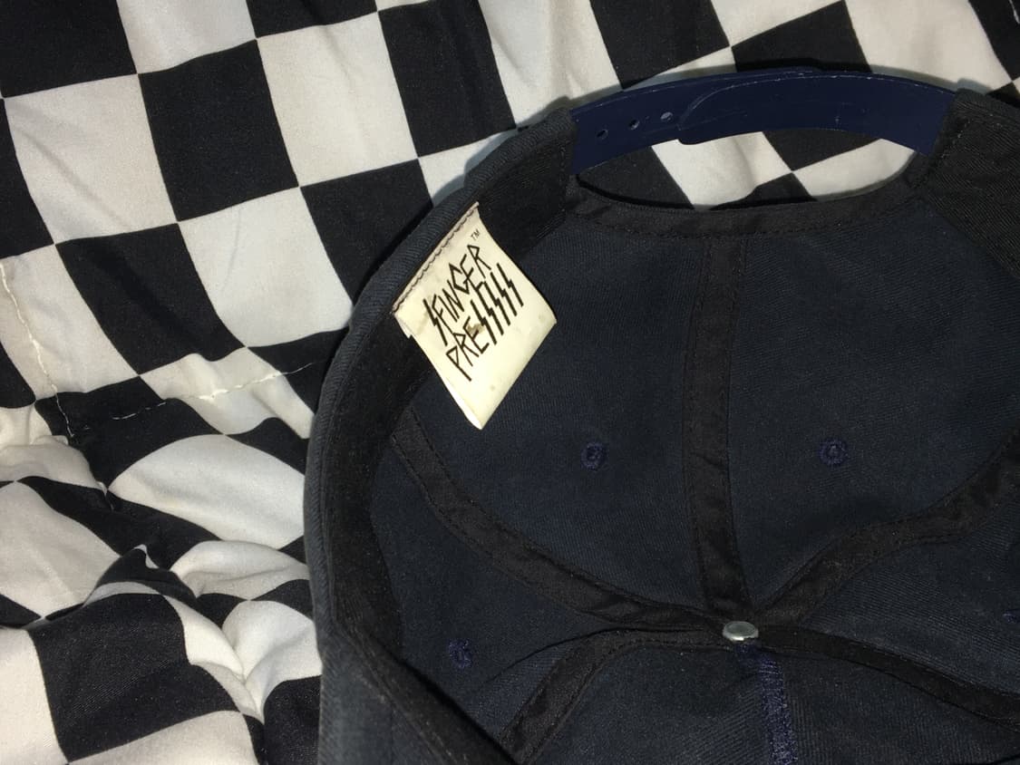 핑거프레스 도넛리벤지 LA 로고 캡 상품이미지3