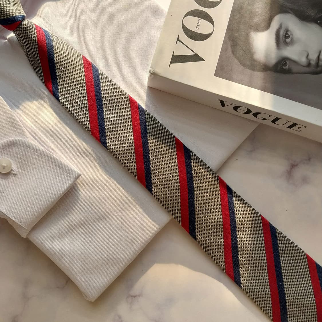 듀퐁 실크 그레이 스트라이프 슬림 넥타이 7.9cm A+등급 k1914
 상품이미지7