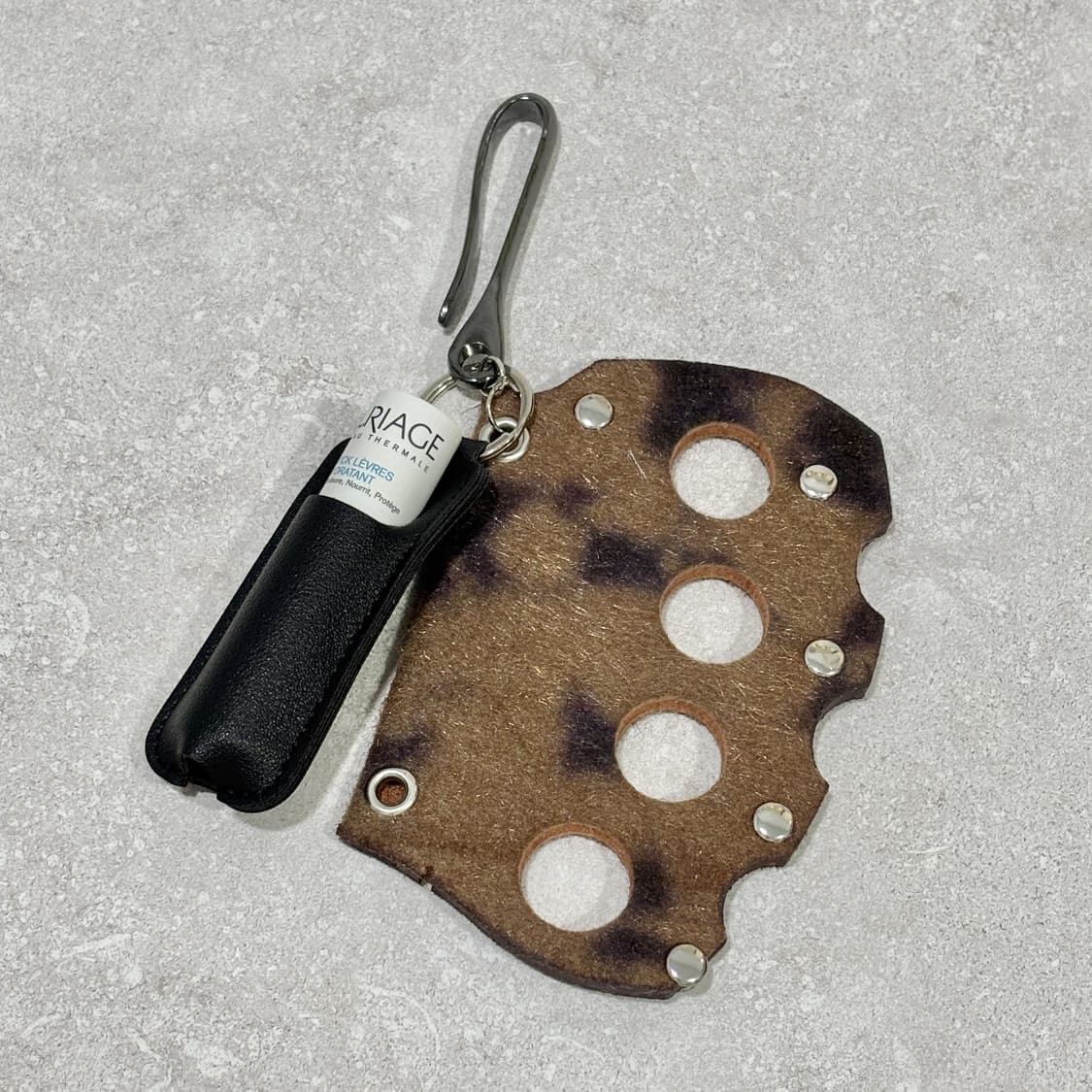 Oribell 레오파드 호피 송치털 파워 너클 립밤케이스 키링 열쇠고리 상품이미지1