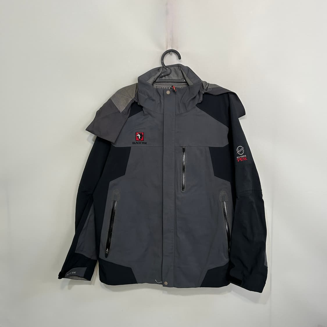 블랙야크 남성 고어텍스 바람막이 100  상품이미지1