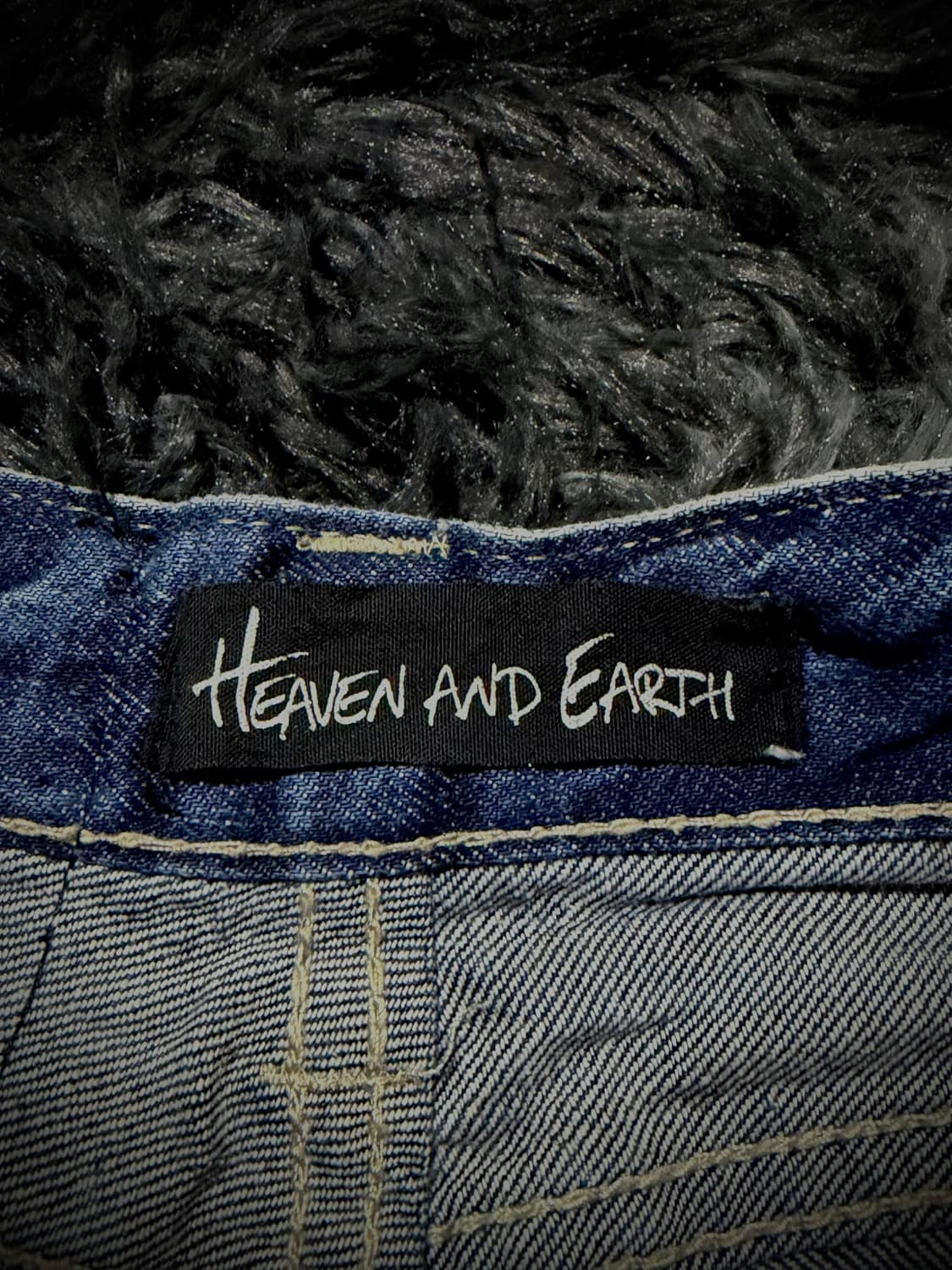 HEAVEN AND EARTH 데미지 백포켓 유니온잭 스터드 디테일 워싱 상품이미지9
