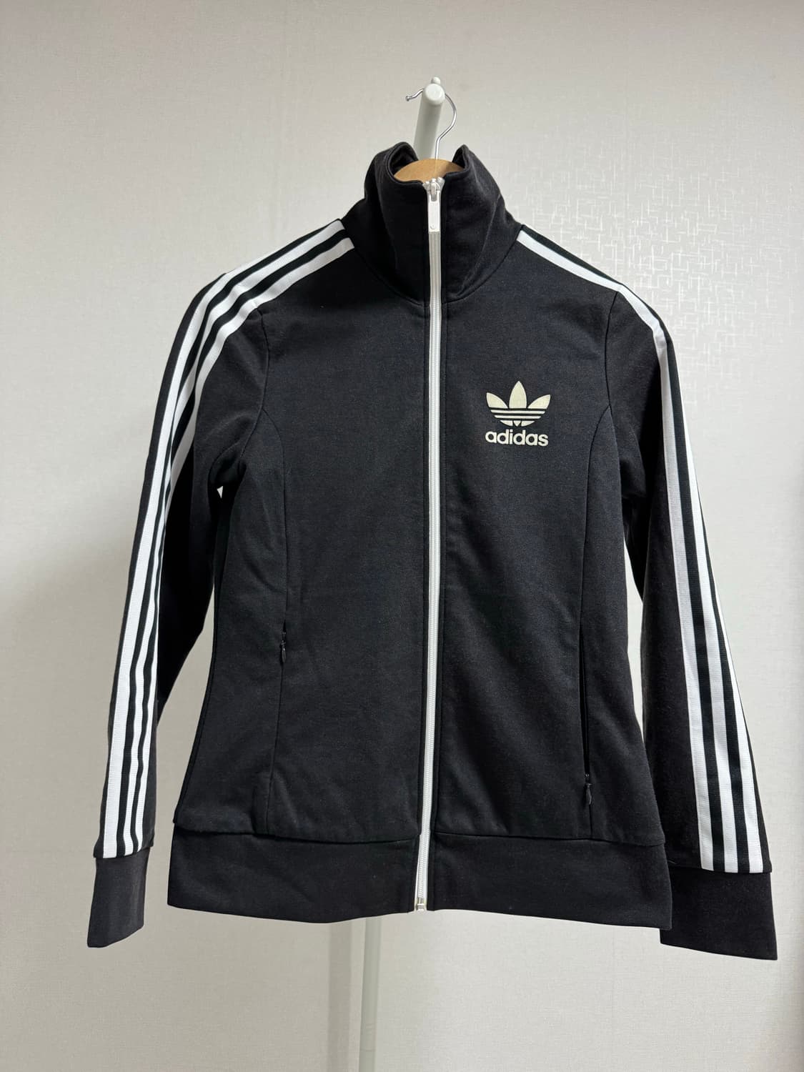 아디다스 삼선 블랙 트랙탑 95 상품이미지1