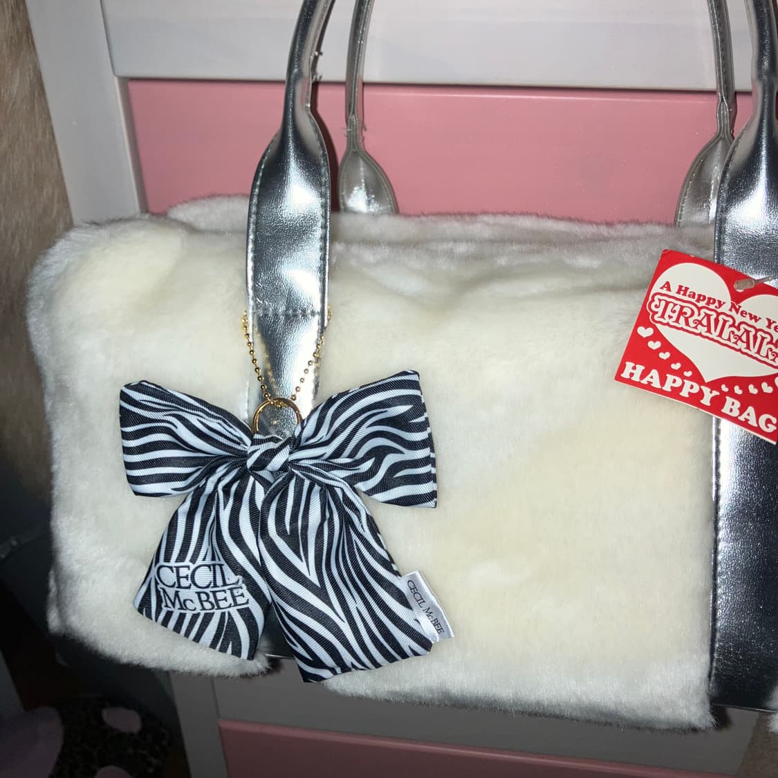 tralala 트랄라라 갸루 히메갸루 화이트 퍼 백 상품이미지4