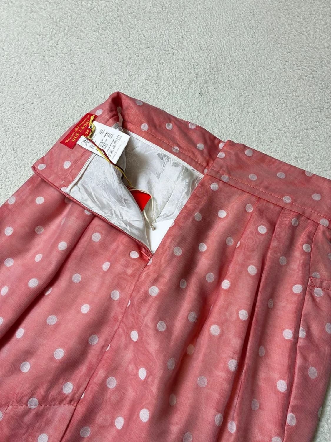 비비안웨스트우드 튤립 00's 도트 미디 스커트 PN7553 상품이미지5