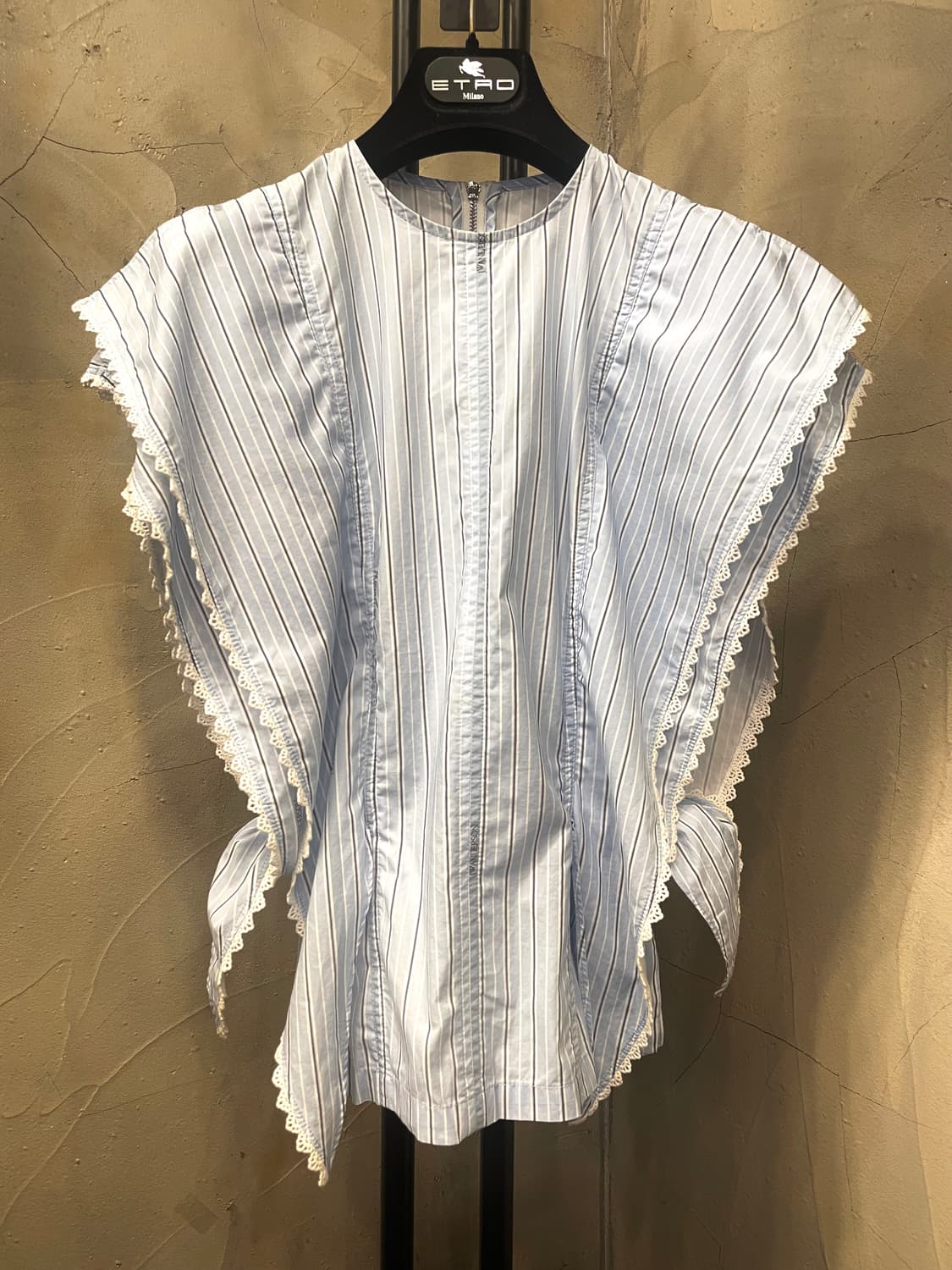 JW 앤더슨 숄더 프릴 블라우스 55 상품이미지3