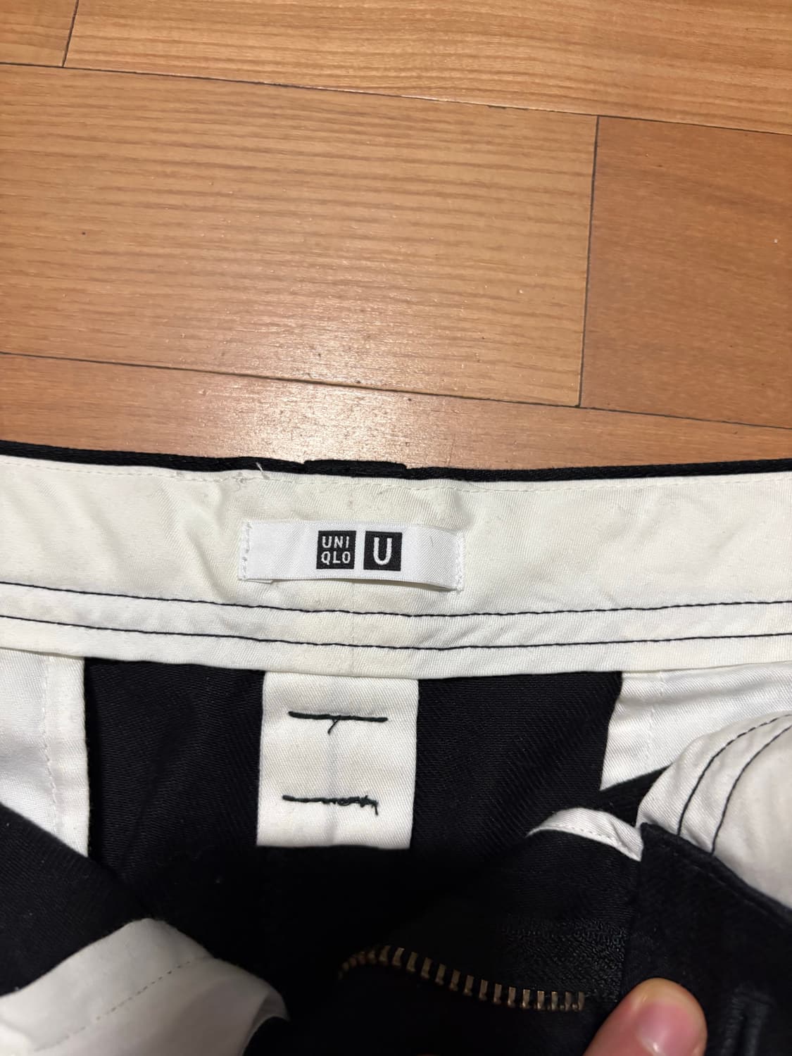 [79] 유니클로 와이드핏 치노 팬츠 상품이미지3