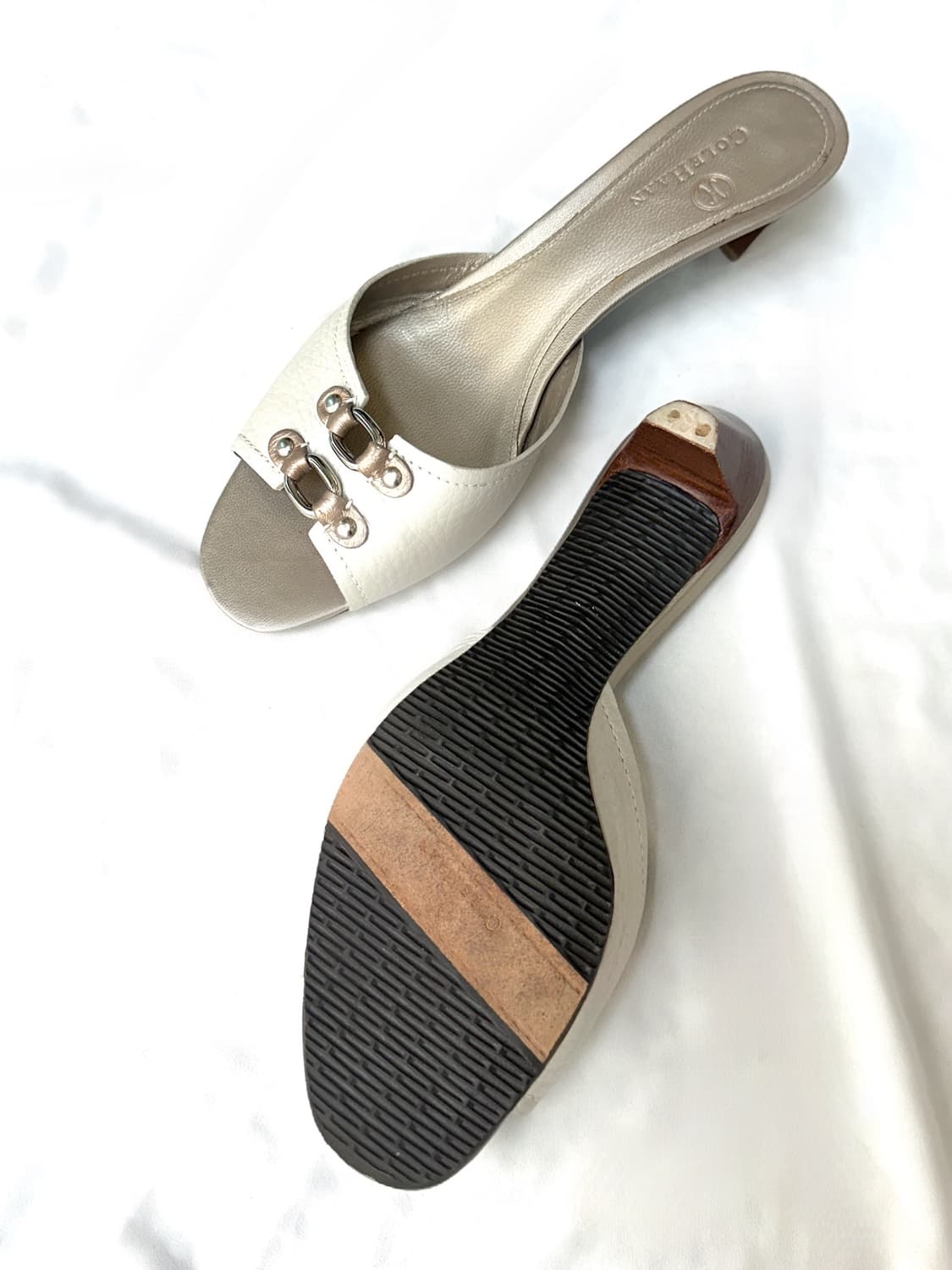 COLE HAAN ring gather mule / white silve 상품이미지3