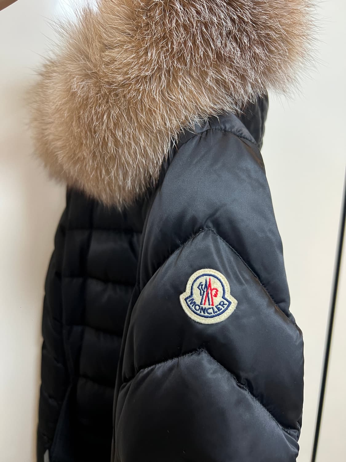 몽클레어 리어지 롱 다운 패딩 블랙베이지 1사이즈 상품이미지7