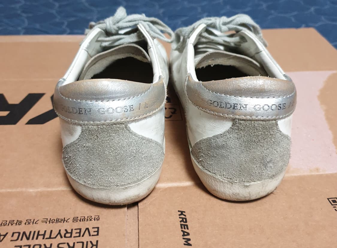 골든구스 슈퍼스타 실버탭 화이트 스니커즈 35 (225) 상품이미지4