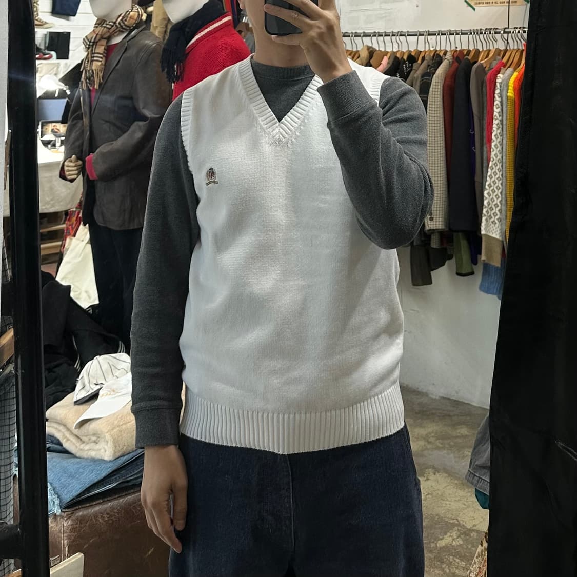 (착용컷) TOMMY HILFIGER 코튼 니트 베스트 (남성용 M) 상품이미지3