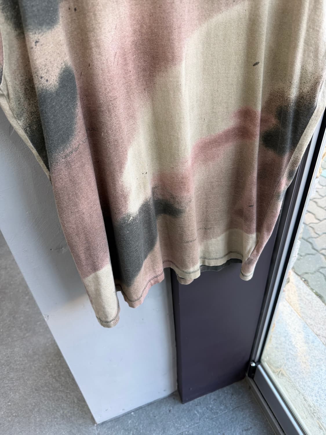 L/ 오프화이트 카모플라주 백로고 반팔 상품이미지5