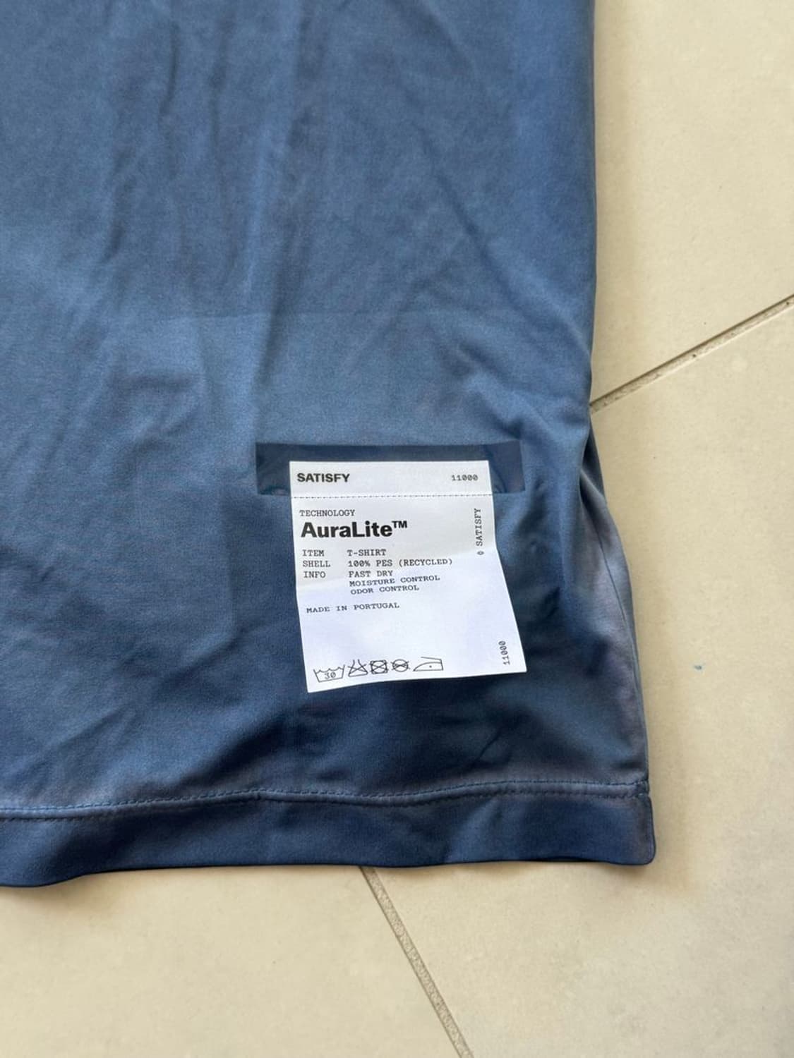 AURALIGHT TEE 오라라이트 티셔츠 상품이미지3