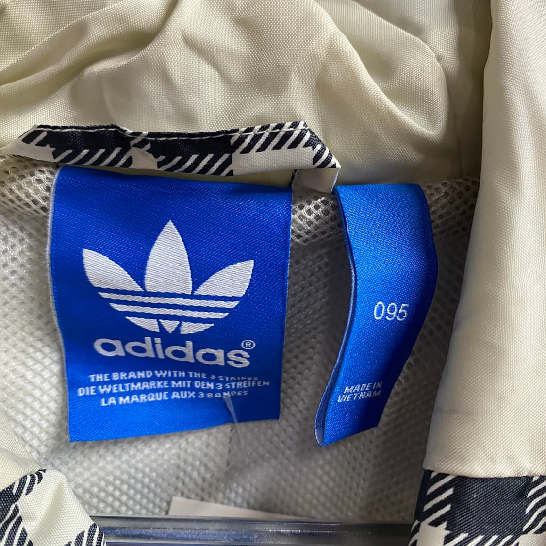 아디다스 레알 마드리드 체크패턴 바람막이 자켓 B4287  상품이미지7