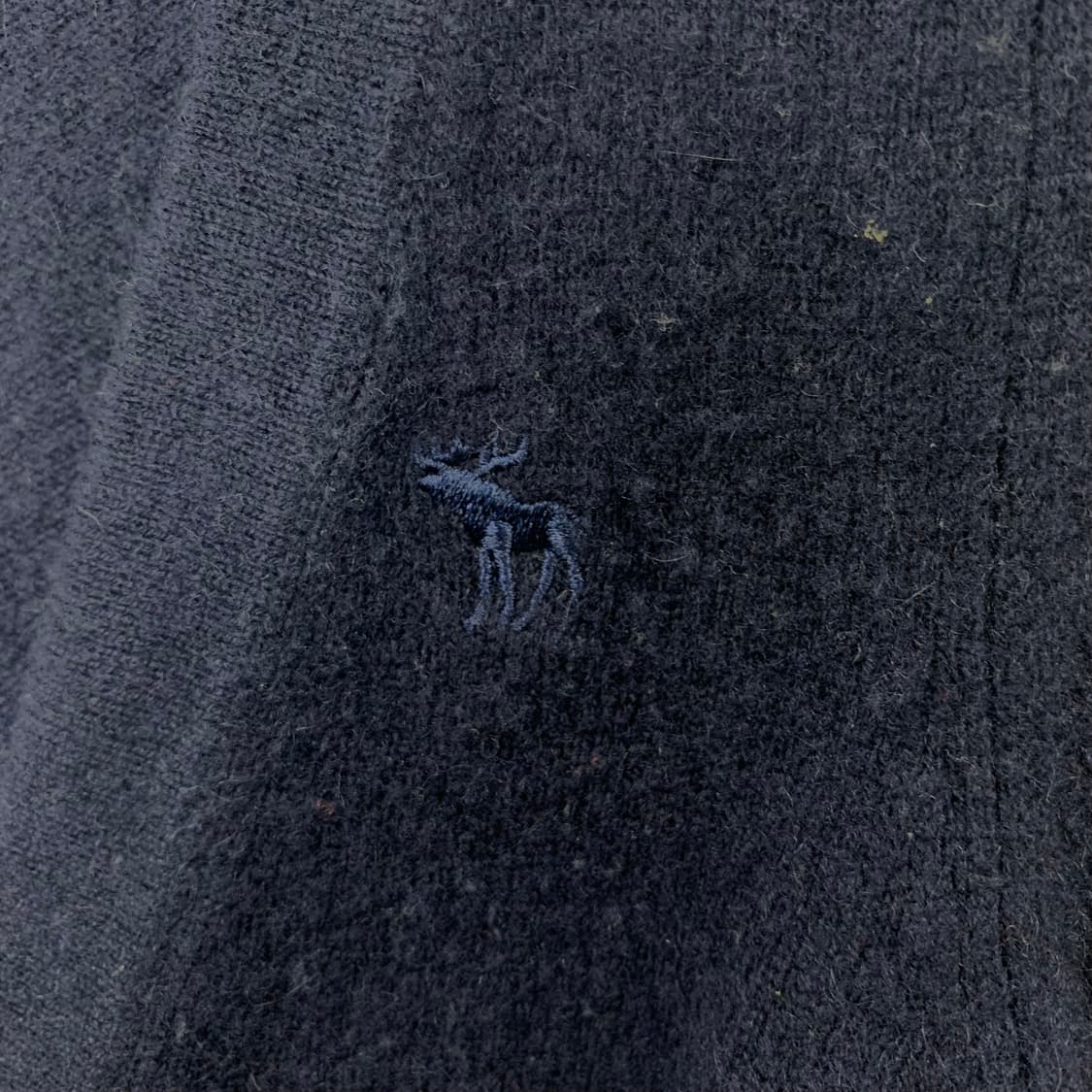 아베크롬비 산양로고 케시미어 네이비 니트 가디건 상품이미지3