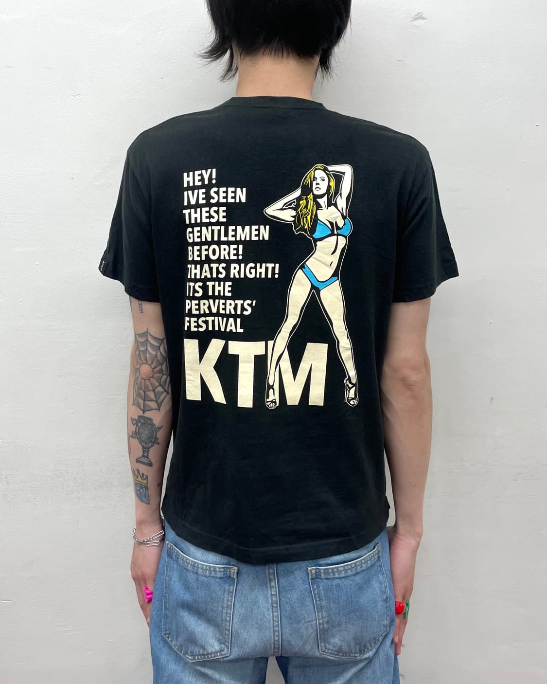 GIVE KTM Bikini Black T-Shirt  상품이미지1