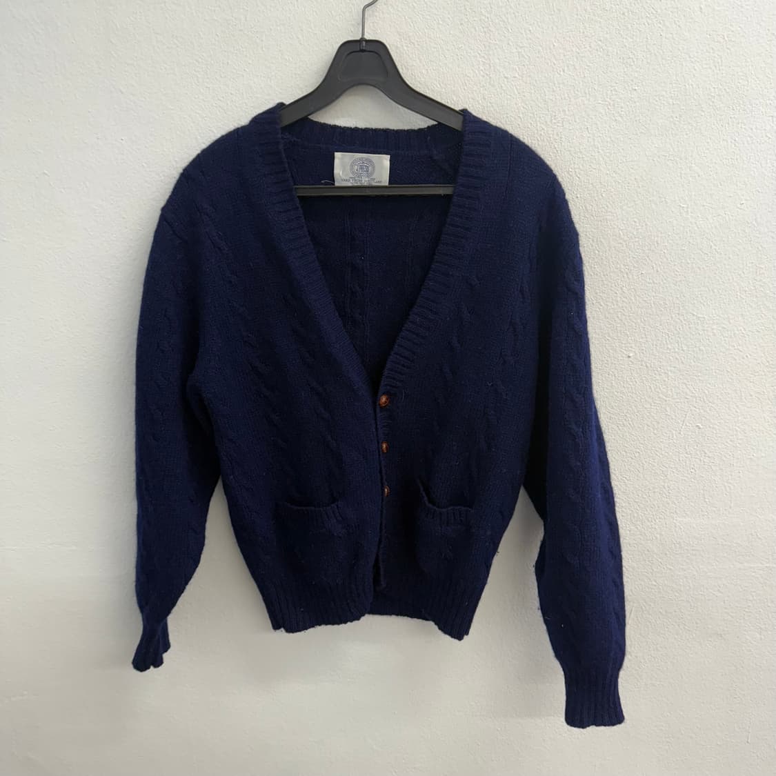 제이프레스 브이넥 울100프로 니트 가디건 (M) 상품이미지1