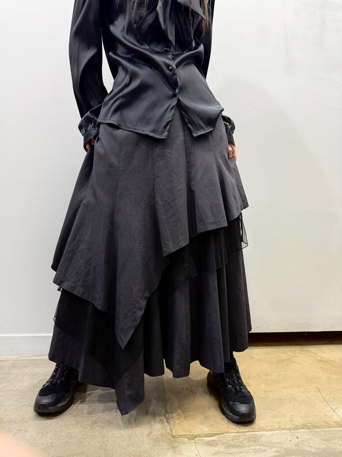 미니멀 레이어드 디자인 롱 스커트 상품이미지1